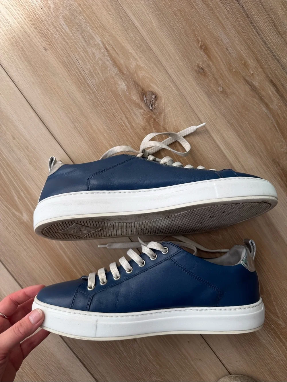MCM Men's Navy and Cream Leather Low-Top Sneakers